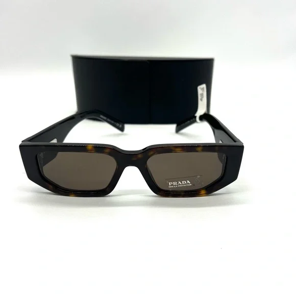Prada PR 13ZS 2AU06B Sunglasses Prada PR 13ZS 2AU06B 50 Sunglasses | Bassol Optic Spain main image 4